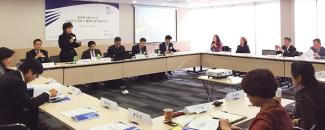 Risk management and internal controls - the view from Mainland China 風險管理及內部控制 - 內企經驗分享